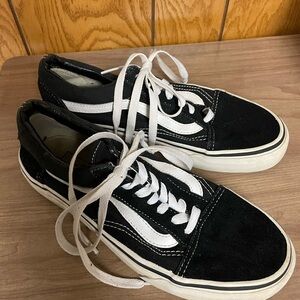 Vans unisex Black and White Sneakers